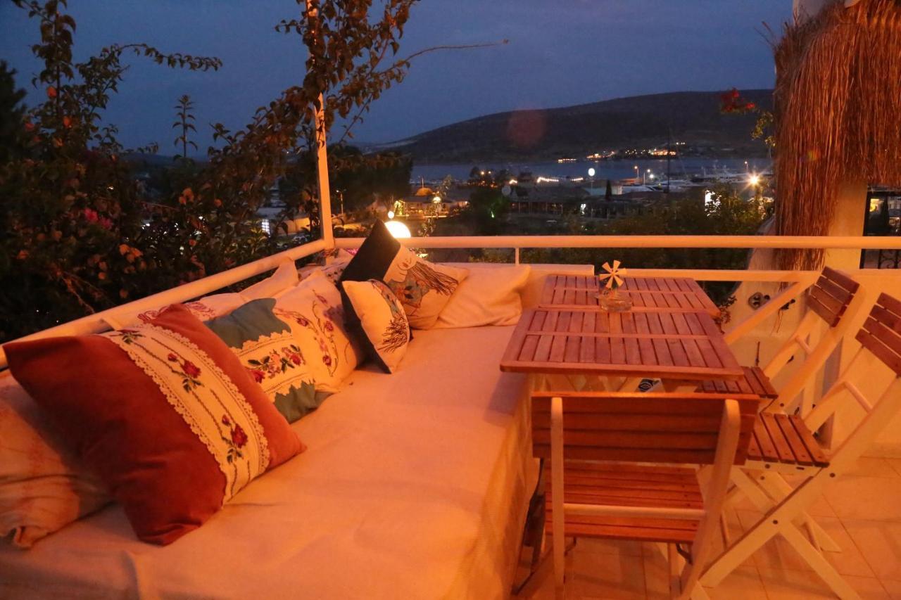 Parva Port Apartment Alacati Exterior photo