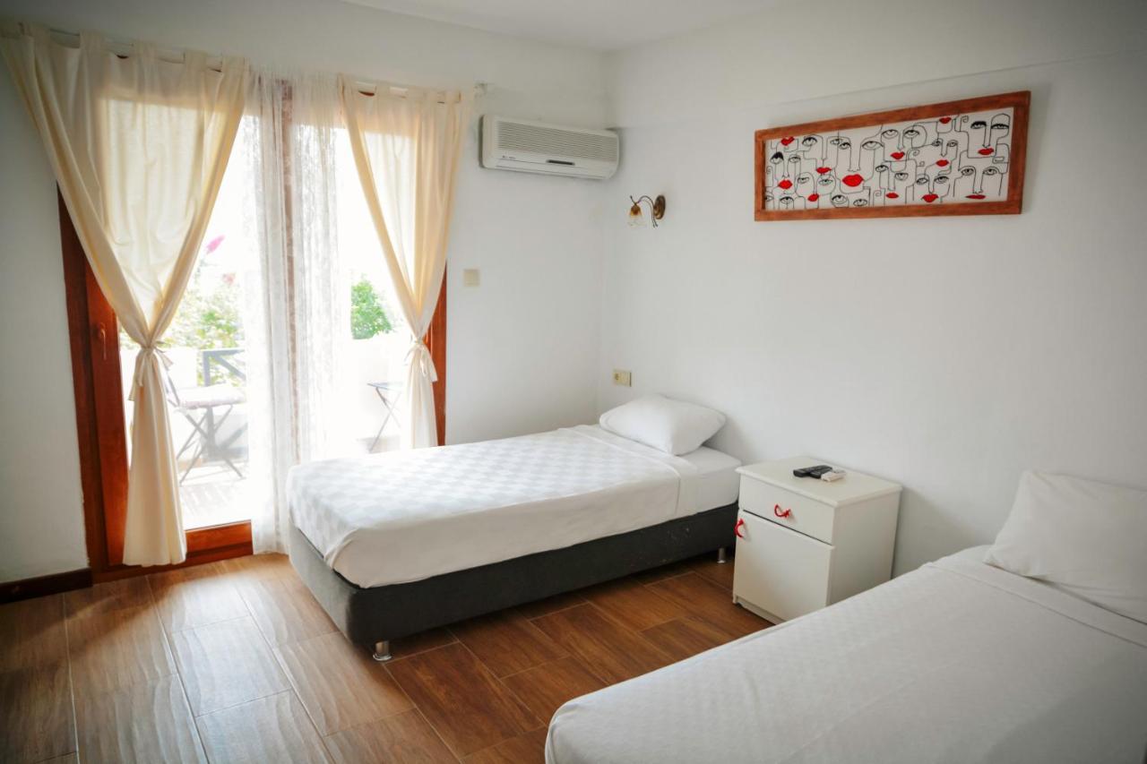 Parva Port Apartment Alacati Exterior photo