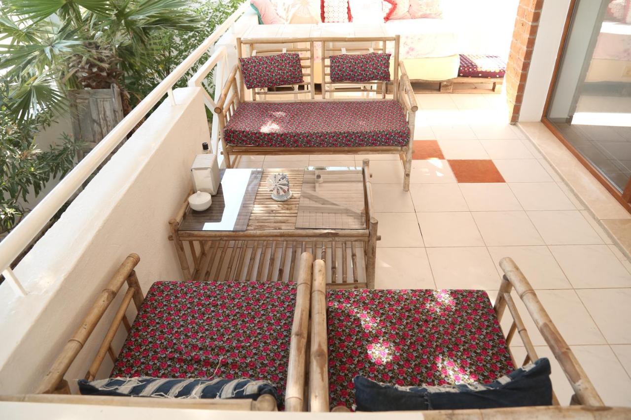 Parva Port Apartment Alacati Exterior photo