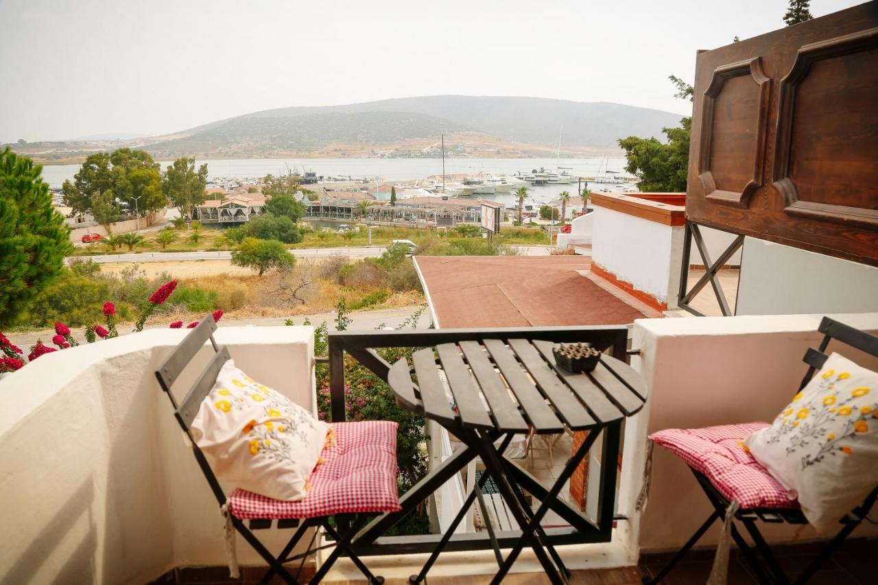 Parva Port Apartment Alacati Exterior photo