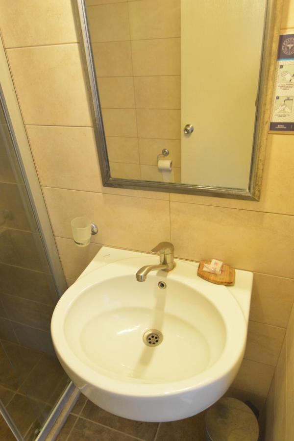 Parva Port Apartment Alacati Exterior photo