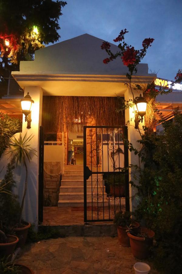 Parva Port Apartment Alacati Exterior photo