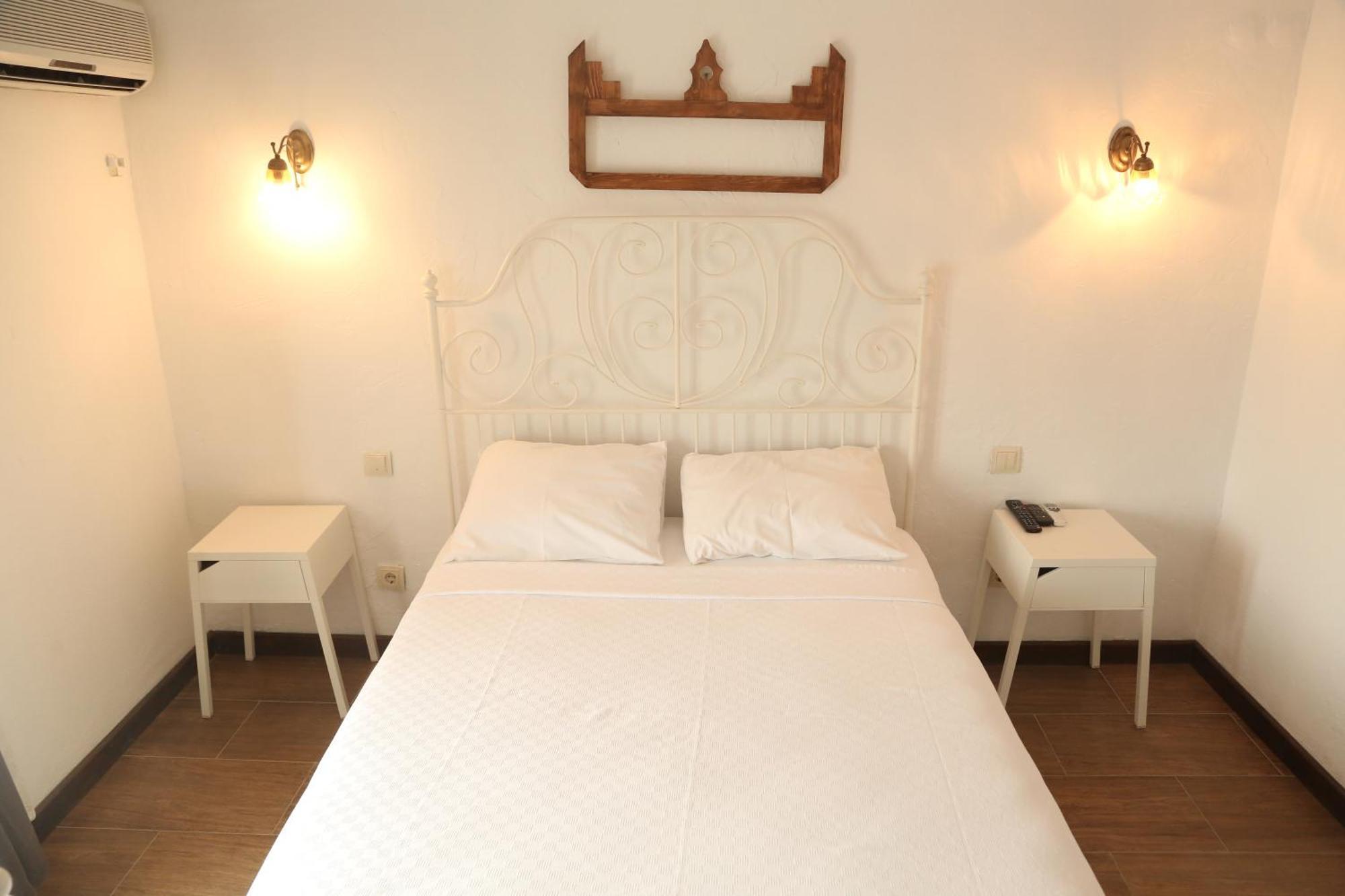 Parva Port Apartment Alacati Exterior photo