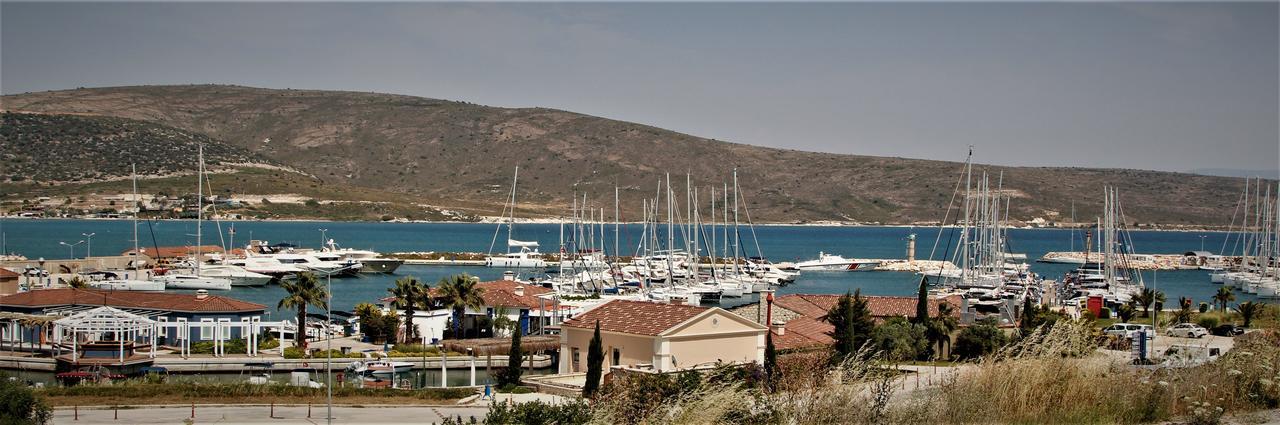 Parva Port Apartment Alacati Exterior photo