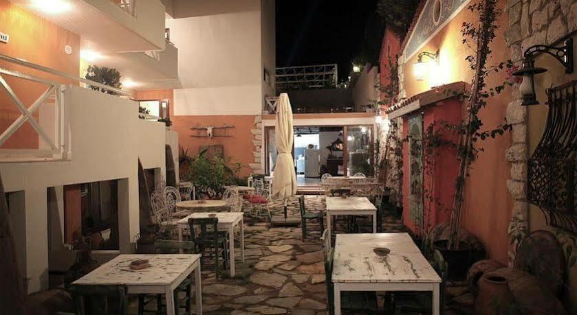 Parva Port Apartment Alacati Exterior photo